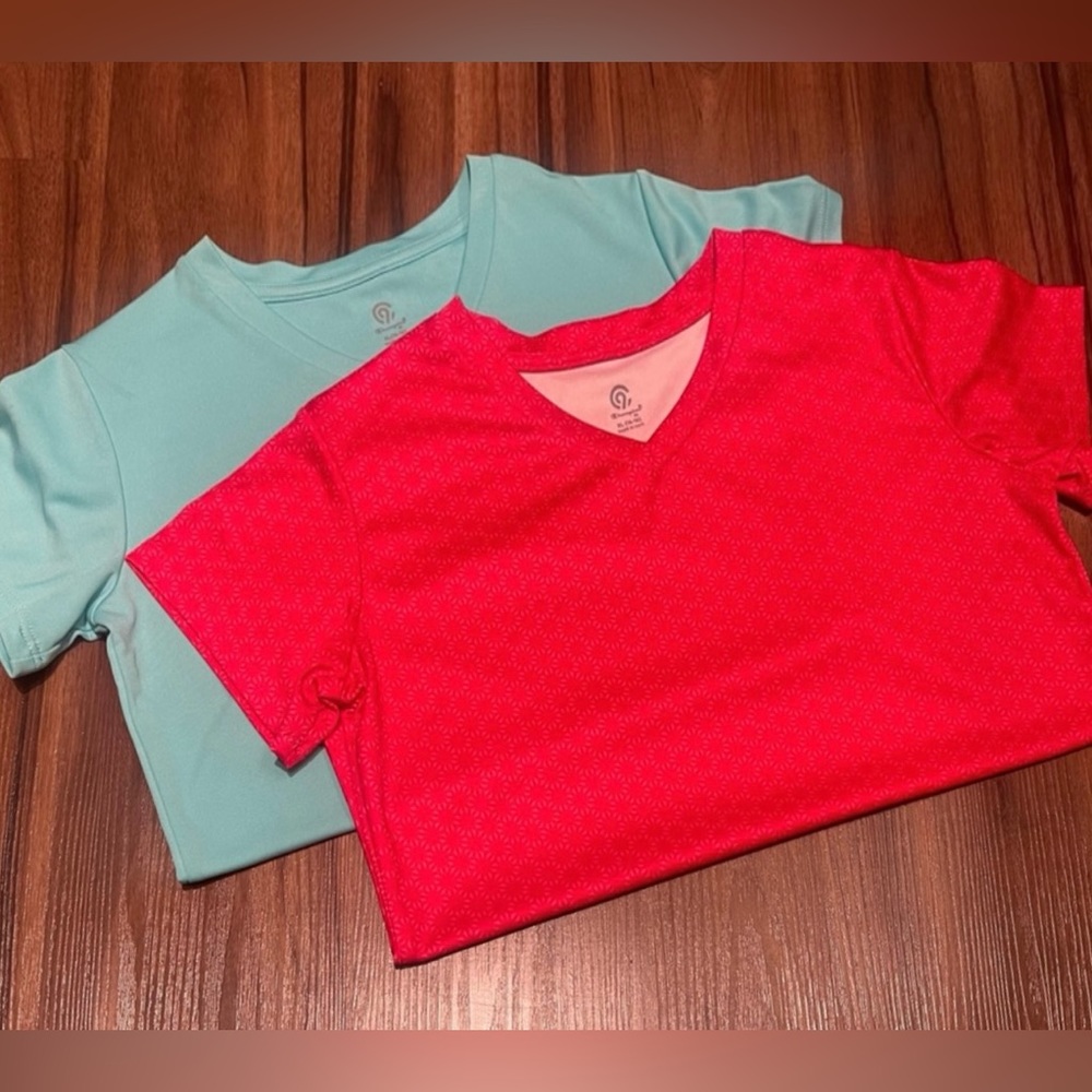 New Champion 2 Piece Athletic Moisture Wicking Shirt / Top Bundle - XL (14/16)